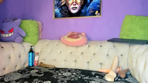 Amy Kamila online show from October 14, 12:35 am