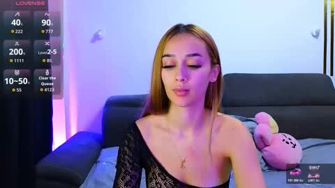 amykentt online show from November 24, 4:27 pm