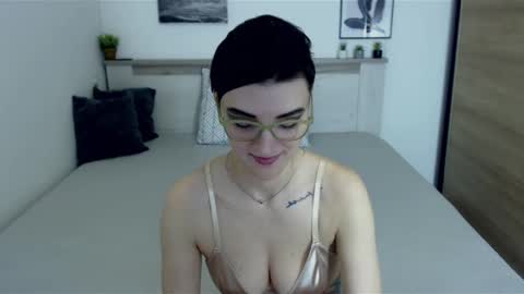 Hi there guys  My pleasure in your hands  pvt is open online show from January 14, 8:31 am