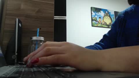 Amy online show from January 3, 8:11 pm