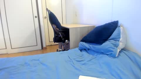 Alex online show from September 15, 6:04 am