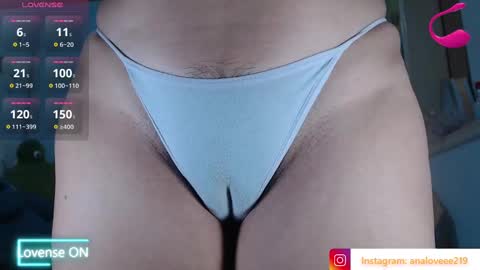 Snapshot of ana_loveee chatting on October 19, 3:33 am Ana lopez - Cameltoe girl online show from October 19, 3:33 am