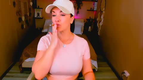 Snapshot of ana_mills chatting on October 22, 3:13 pm Ana online show from October 22, 3:13 pm