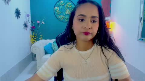 Ana  online show from April 21, 4:47 pm