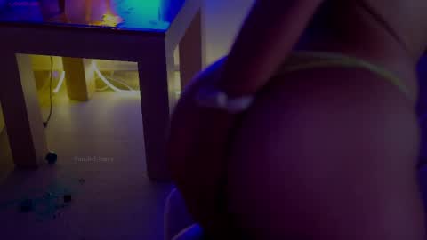 anabelcurvy online show from May 27, 1:57 am