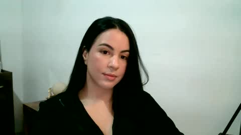 anabelenogueira1 online show from May 20, 1:17 pm