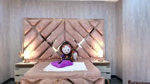 HI I AM ANABELL online show from October 6, 7:10 pm