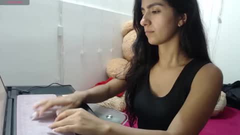 Anahi Browns online show from January 16, 11:14 pm