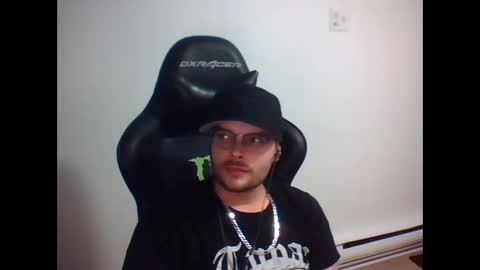 anarchyy1994 online show from March 18, 11:16 am