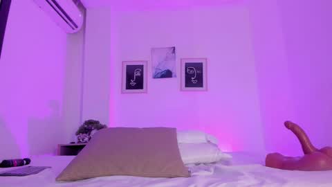 Ana online show from March 20, 8:14 pm