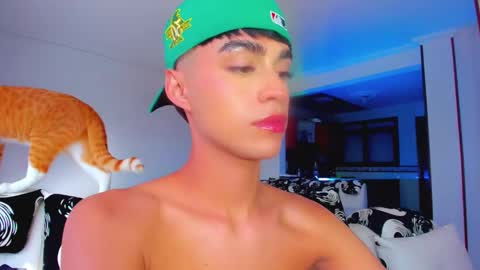 Dani 3  online show from January 21, 8:32 pm