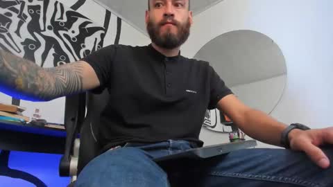 Andrs   -                   online show from February 20, 2:55 am