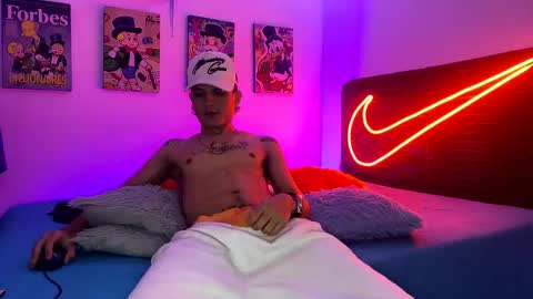 andersonZ98 online show from October 13, 4:58 am