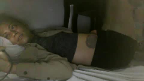 Snapshot of andr267969 chatting on February 5, 1:15 am rosario online show from February 5, 1:15 am