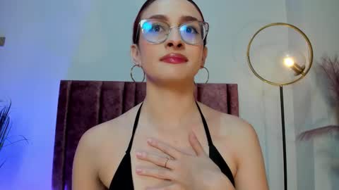 Andra Cyrus online show from January 13, 10:39 pm