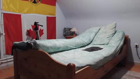 Andre online show from December 13, 9:20 pm