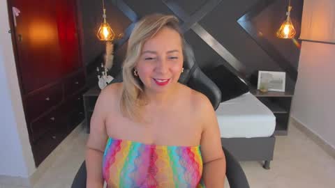 A N D R E online show from November 2, 2:22 am