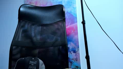 insta andres clark  online show from February 7, 6:22 pm