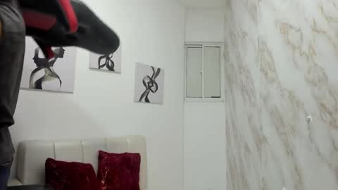 andres_stud online show from September 14, 3:53 am