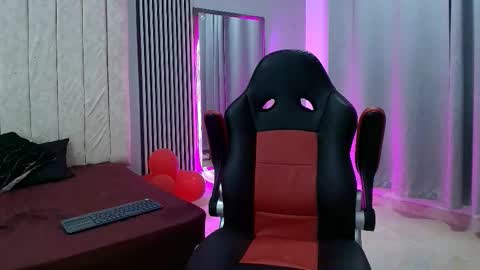 andres_stud online show from September 23, 5:12 am