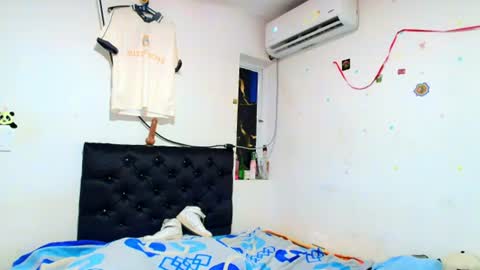 andreswhite_shotoflust online show from July 8, 6:50 am
