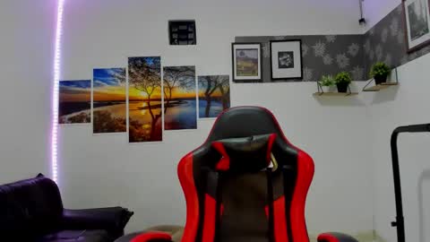 andrew_2811 online show from November 5, 6:59 am