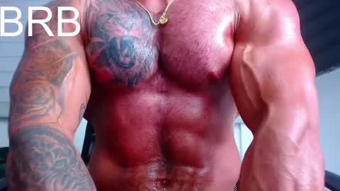 Snapshot of andrew_holden__ chatting on February 26, 2:30 am andrew_holden__ online show from February 26, 2:30 am