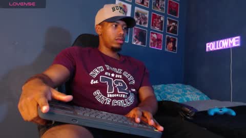 Andrew online show from December 11, 9:12 pm