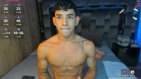 Andrew M. online show from February 12, 9:40 pm