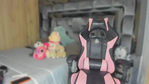 Andrew M. online show from November 8, 12:46 am