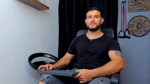 Andrew Diaz online show from January 12, 8:54 am