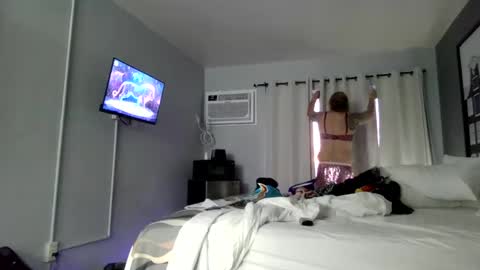 Snapshot of andrewgennie chatting on December 8, 1:14 pm andrewgennie online show from December 8, 1:14 pm