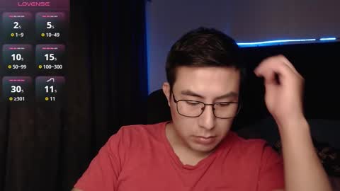 andrewmhilton_ online show from December 20, 7:59 am