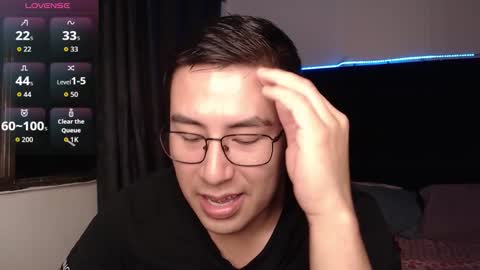 andrewmhilton_ online show from February 3, 6:33 am