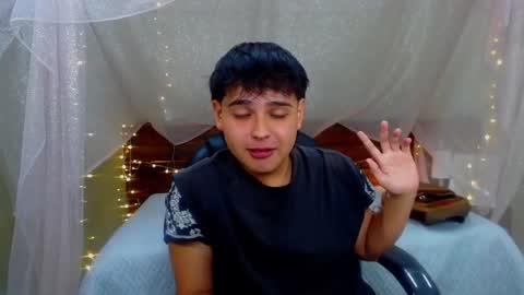 ANDREW online show from March 8, 12:30 pm