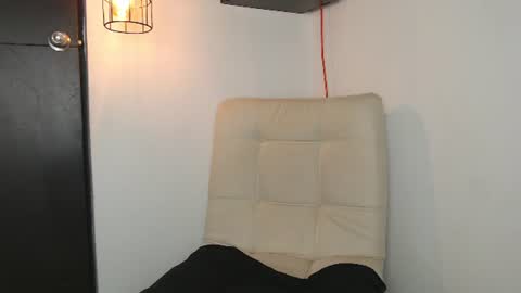 andy_collins__ online show from July 15, 2:06 am
