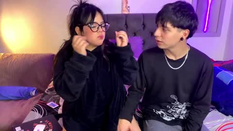 andy_emily online show from March 29, 6:04 am