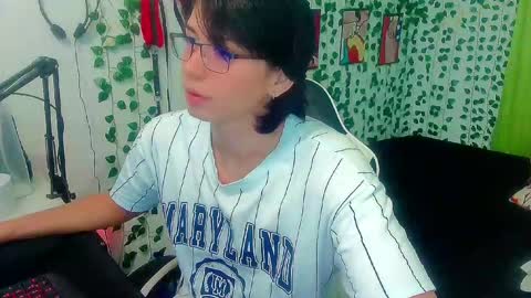 Andy Gray online show from May 4, 3:18 pm