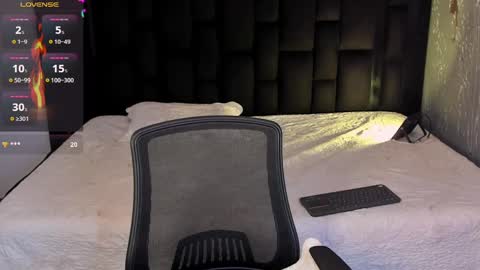 Andy online show from September 30, 10:09 pm