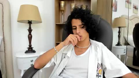 andyxibrat online show from February 16, 7:01 pm