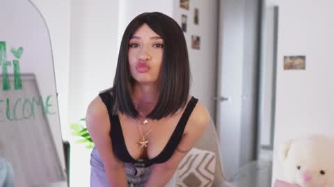 Angel online show from March 25, 2:46 pm