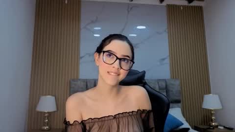 angel__kiss online show from February 4, 11:25 am