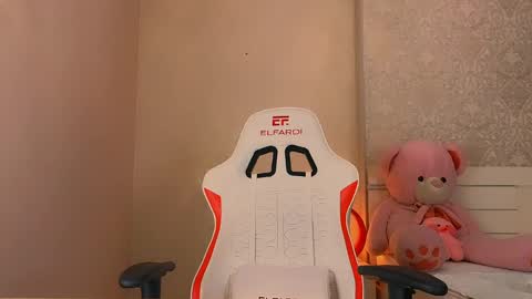 angel_asia_ online show from April 20, 3:37 pm