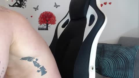 Angel Curl online show from September 17, 8:01 pm