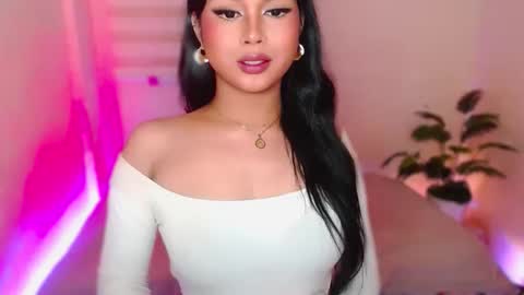 Angel online show from May 6, 8:48 pm