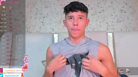 ngel Esteban  online show from March 7, 7:19 am