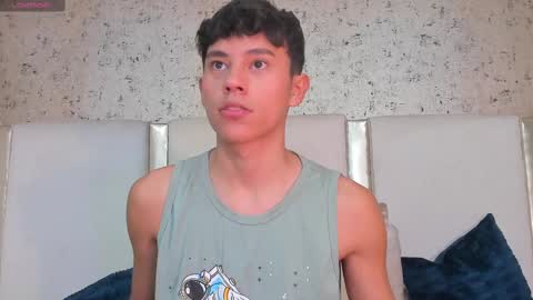 ngel Esteban  online show from March 1, 4:26 am