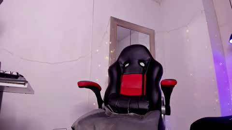 angel hardy online show from November 9, 12:19 pm