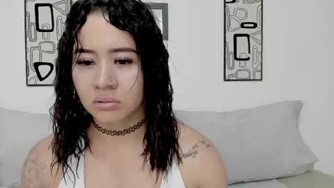 Angel online show from February 10, 7:06 pm