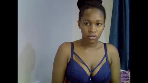 angel_mia5 online show from March 29, 7:54 am